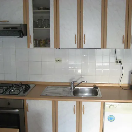 Urban Sonya Apartment Split