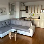 Apartment Sea View Private Parking Near *