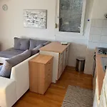 Apartment Sea View Private Parking Near